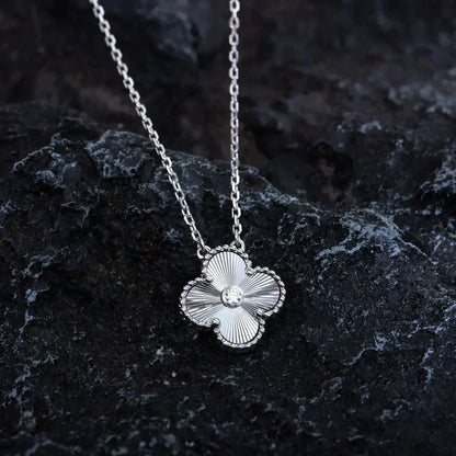 [Eterna Jewels]CLOVER  15MM DIAMOND LASER NECKLACE SILVER