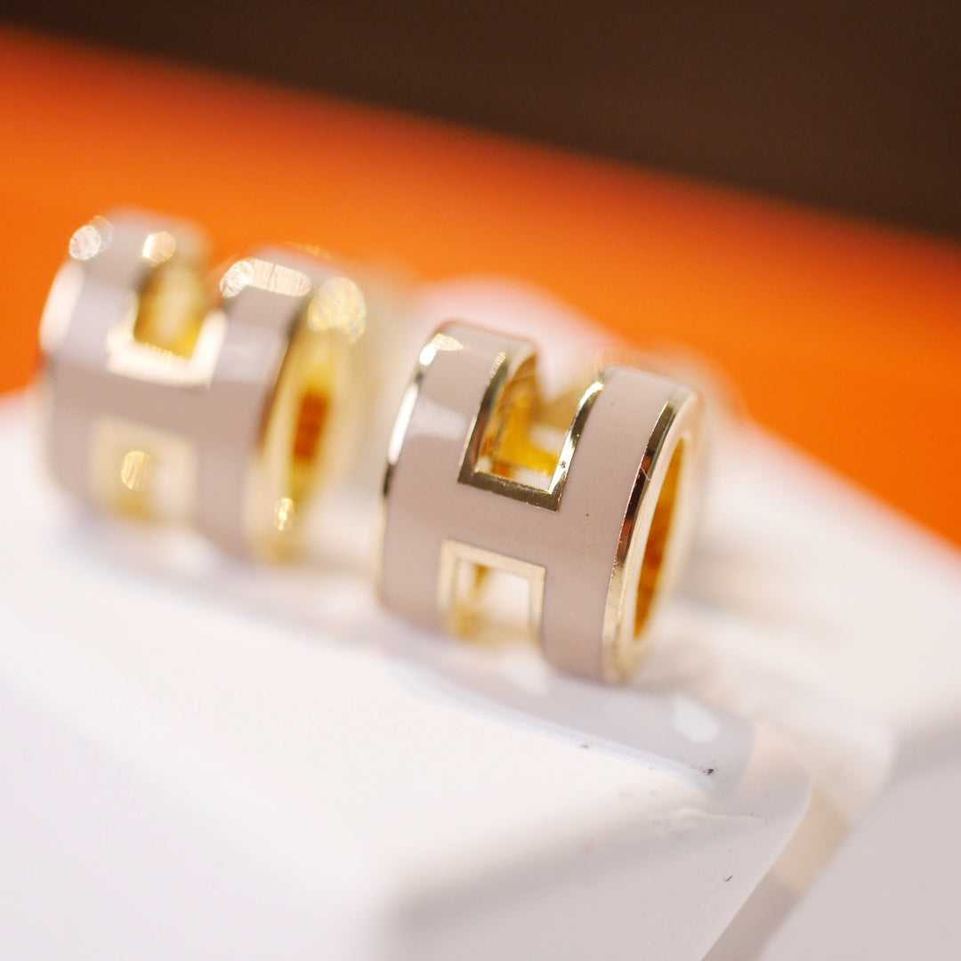 [Eterna Jewels]MINI POP H GOLD EARRINGS GREY