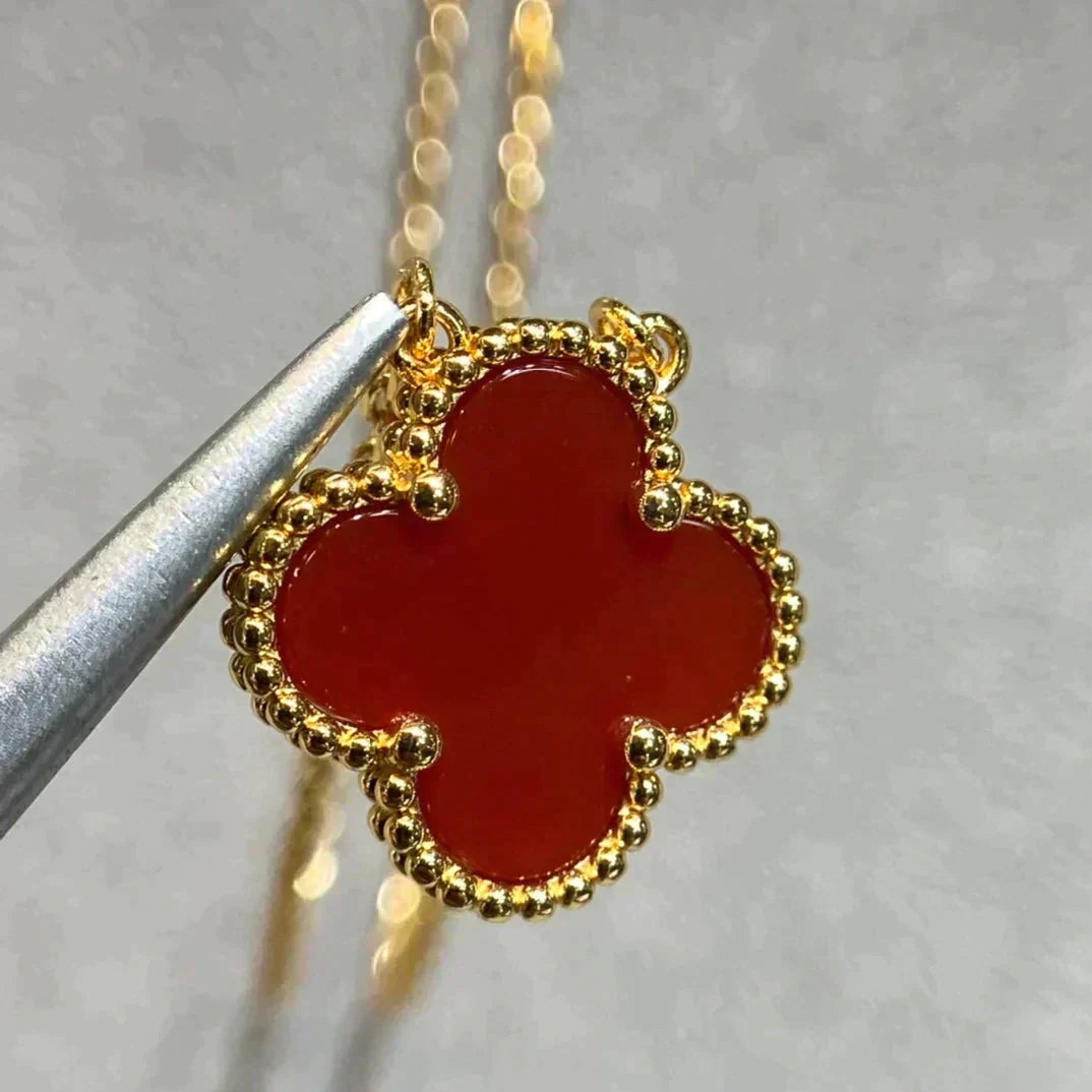 [Eterna Jewels]CLOVER 15MM CARNELIAN SINGLE FLOWER NECKLACE
