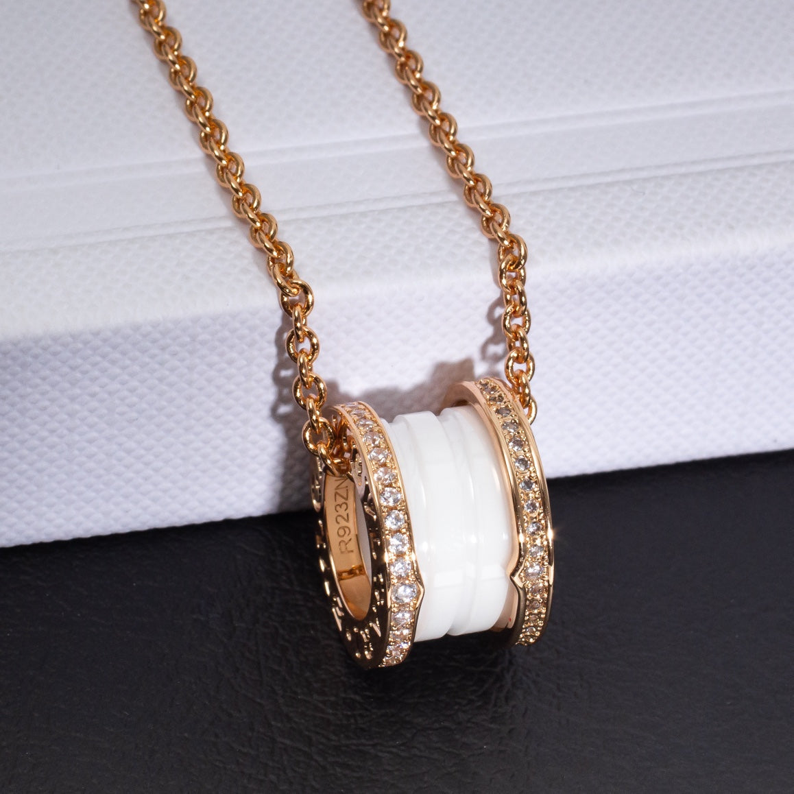 [Eterna Jewels]ZERO 1 WHITE CERAMIC PINK GOLD DIAMOND NECKLACE