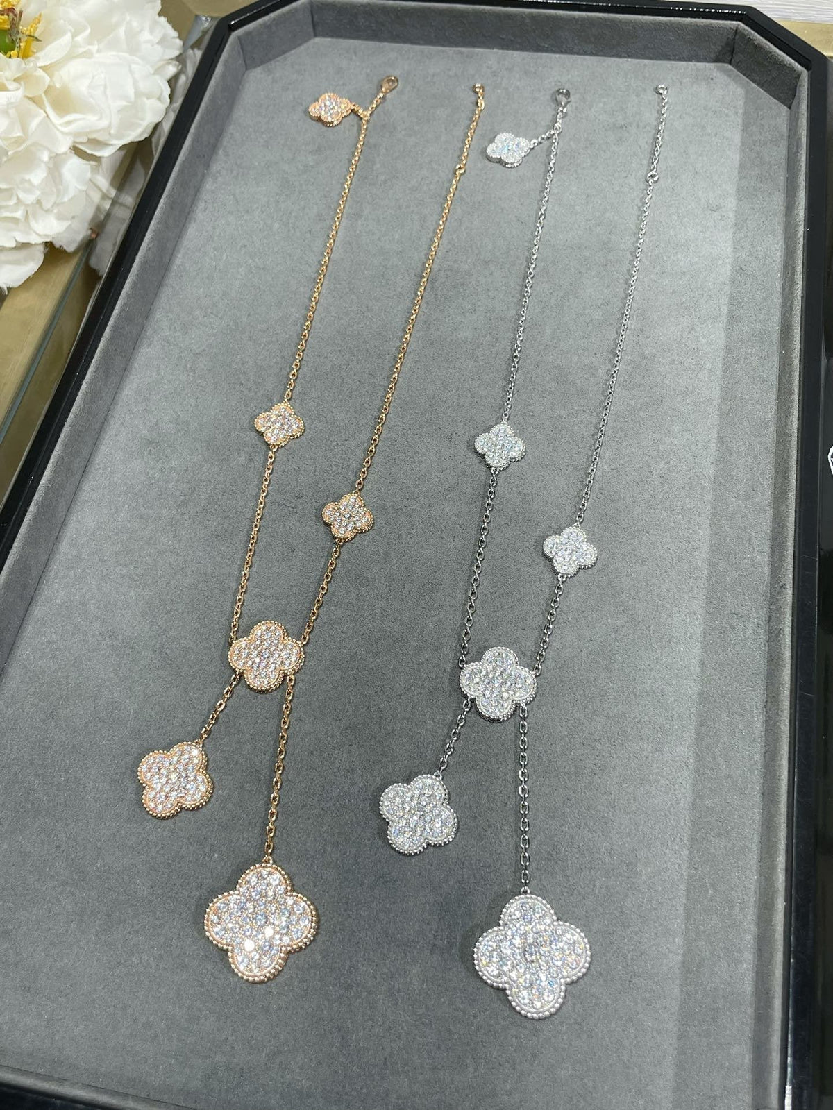 [Eterna Jewels]CLOVER 6 MOTIF DIAMOND PAVED NECKLACE