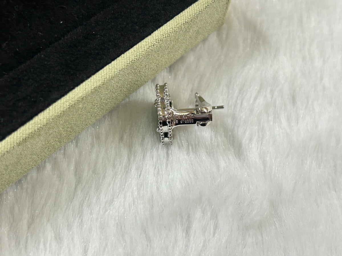 [Eterna Jewels]CLOVER PIETERSITE MEDIUM STUD EARRINGS