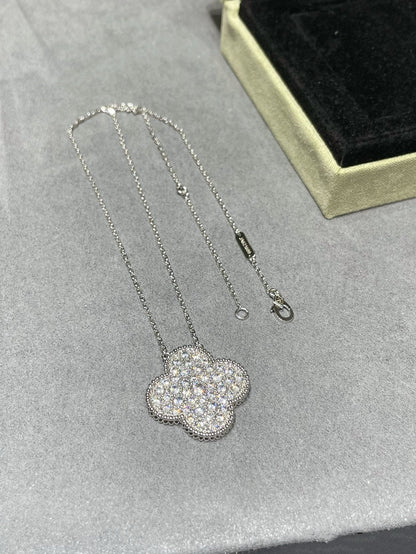 [Eterna Jewels]CLOVER 25MM LARGE PENDANT DIAMOND PAVED SILVER NECKLACE