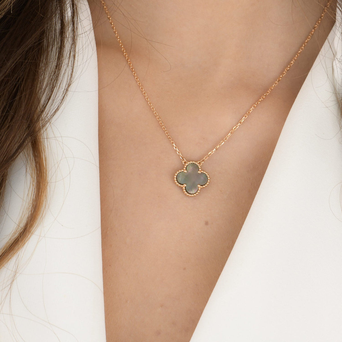 [Eterna Jewels]CLOVER 15MM  GRAY MOTHER OF PEARL NECKLACE