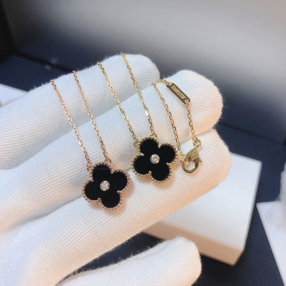 [Eterna Jewels]CLOVER 15MM DIAMOND ONYX NECKLACE